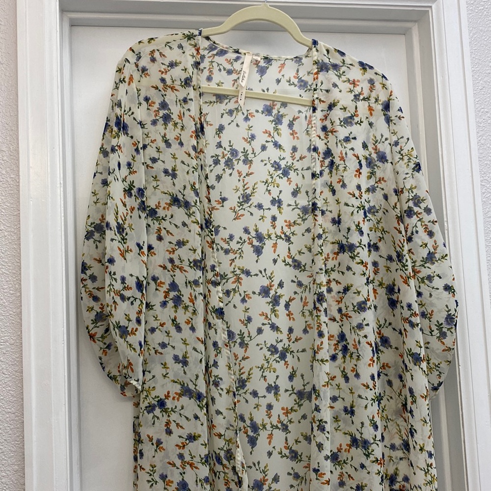 Flow into Spring with this Floral Kimono